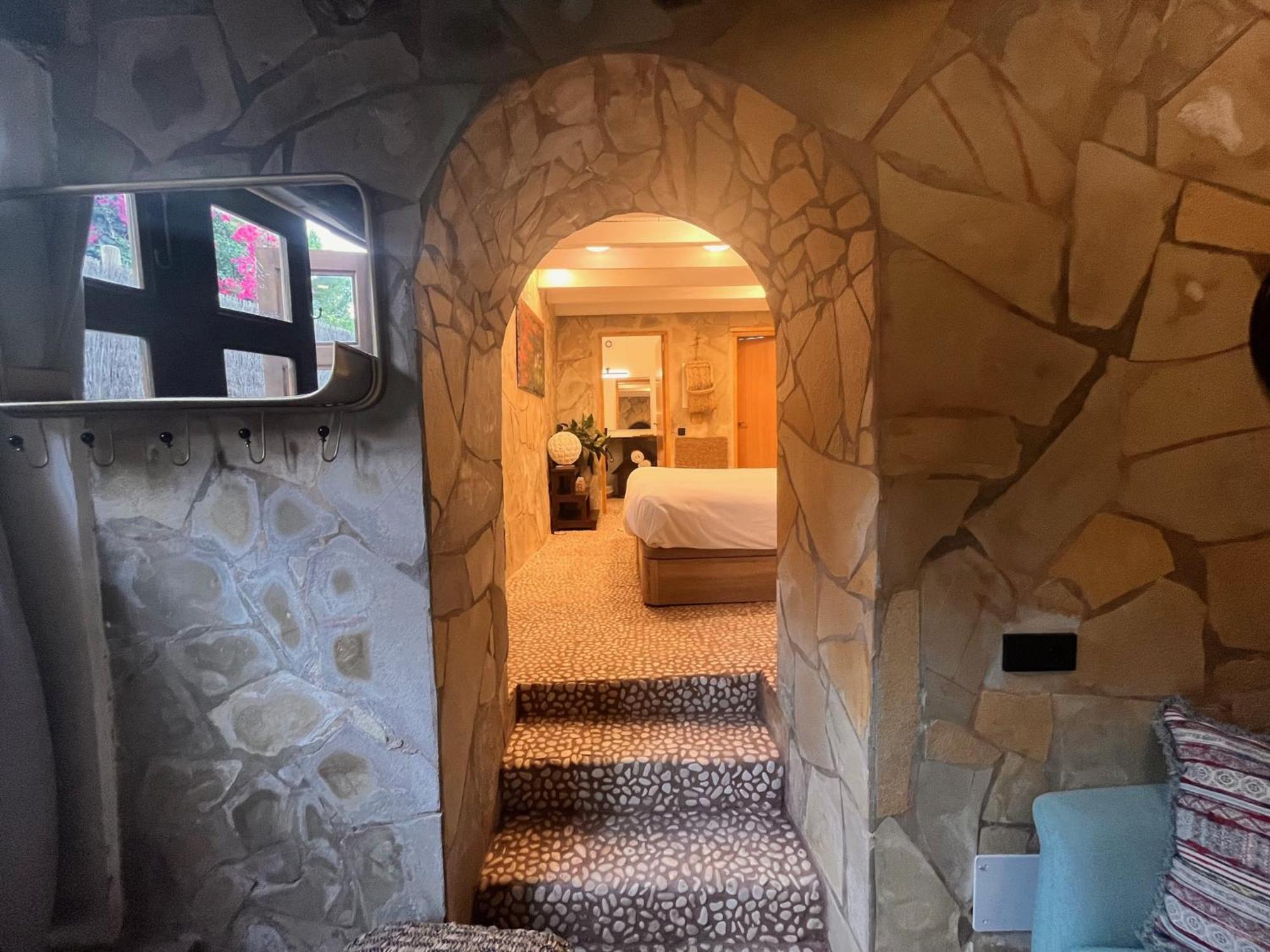 Boutique Hostal La Curandera De Salinas Sant Francesc de s'Estany Exteriör bild