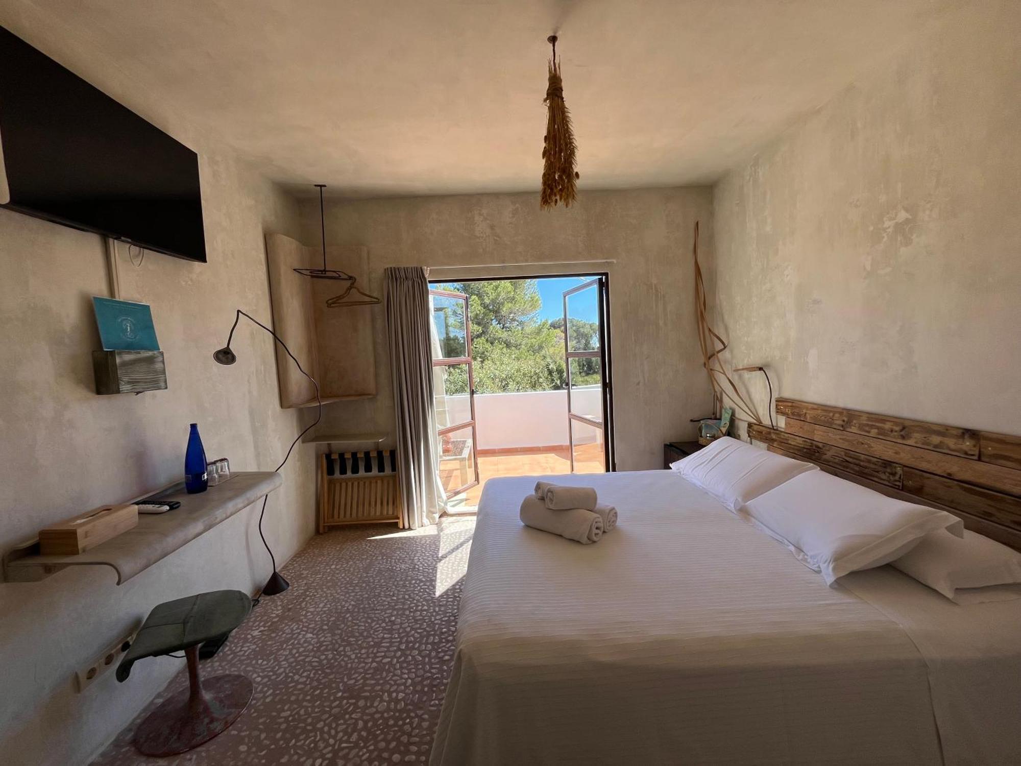Boutique Hostal La Curandera De Salinas Sant Francesc de s'Estany Exteriör bild