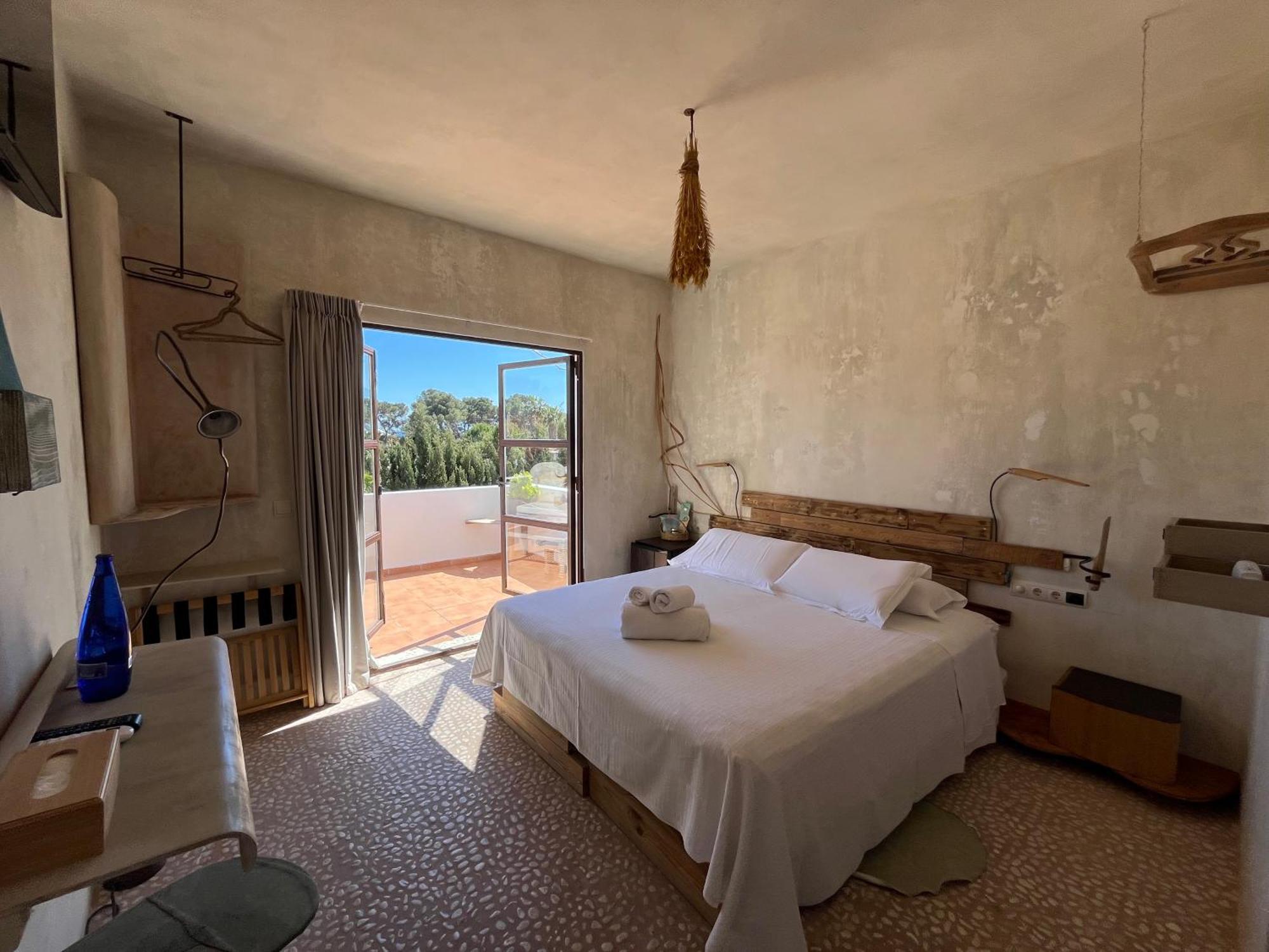 Boutique Hostal La Curandera De Salinas Sant Francesc de s'Estany Exteriör bild